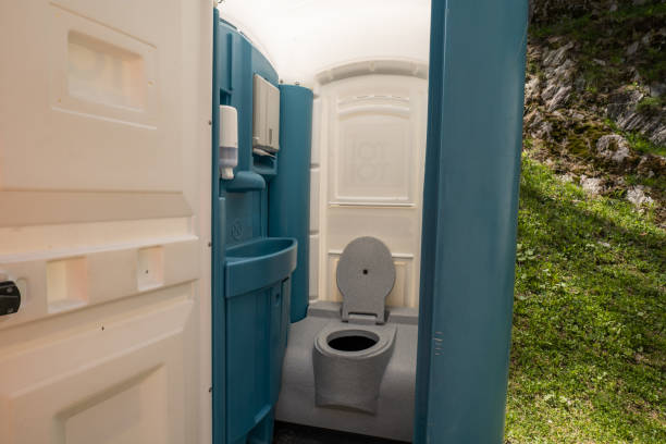 Affordable portable toilet rental in Badger, AK
